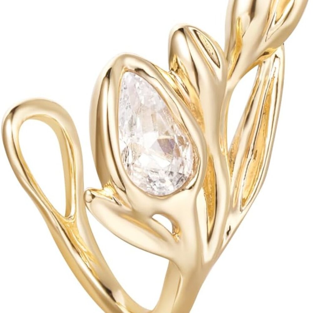 Elegant Gold Leaf Design Ear Cuff